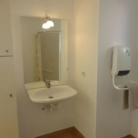 T3 Pmr Zwischen Narbonne Und Carcassonne By Interhome Homps (Aude)